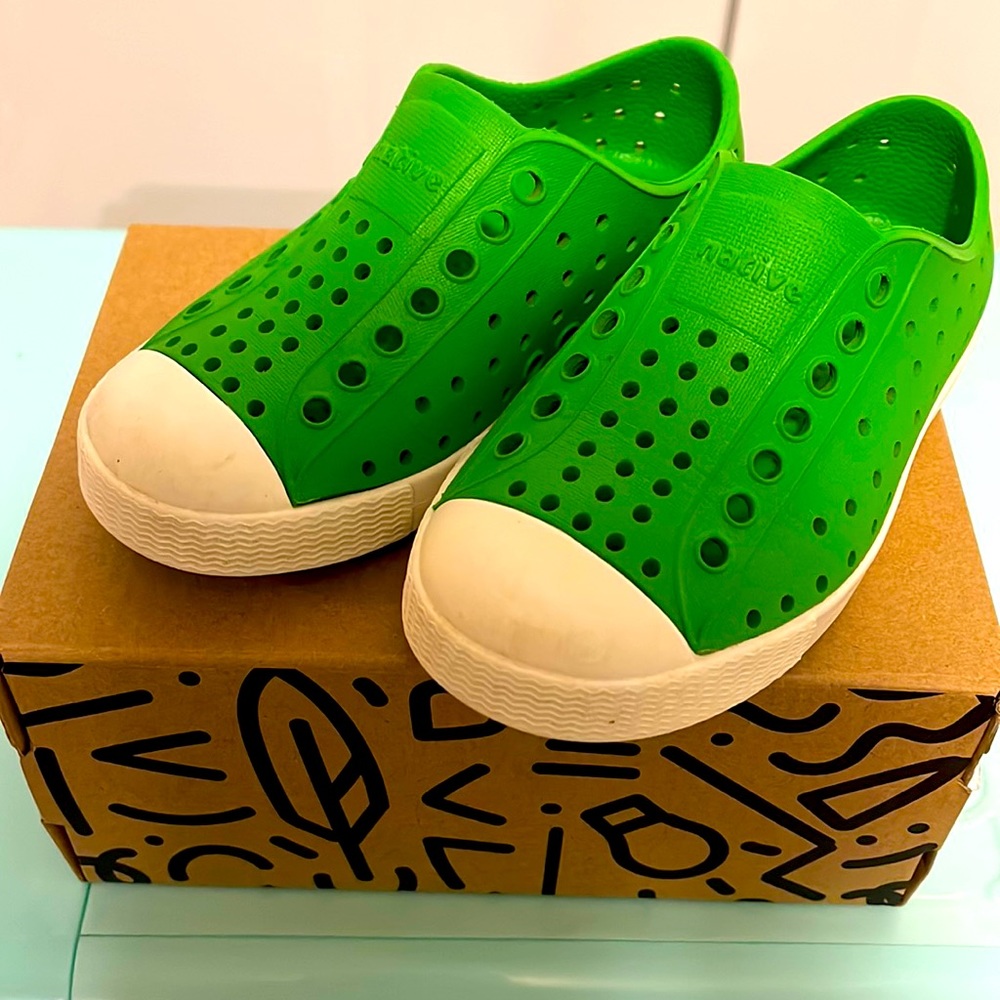 Native size 9